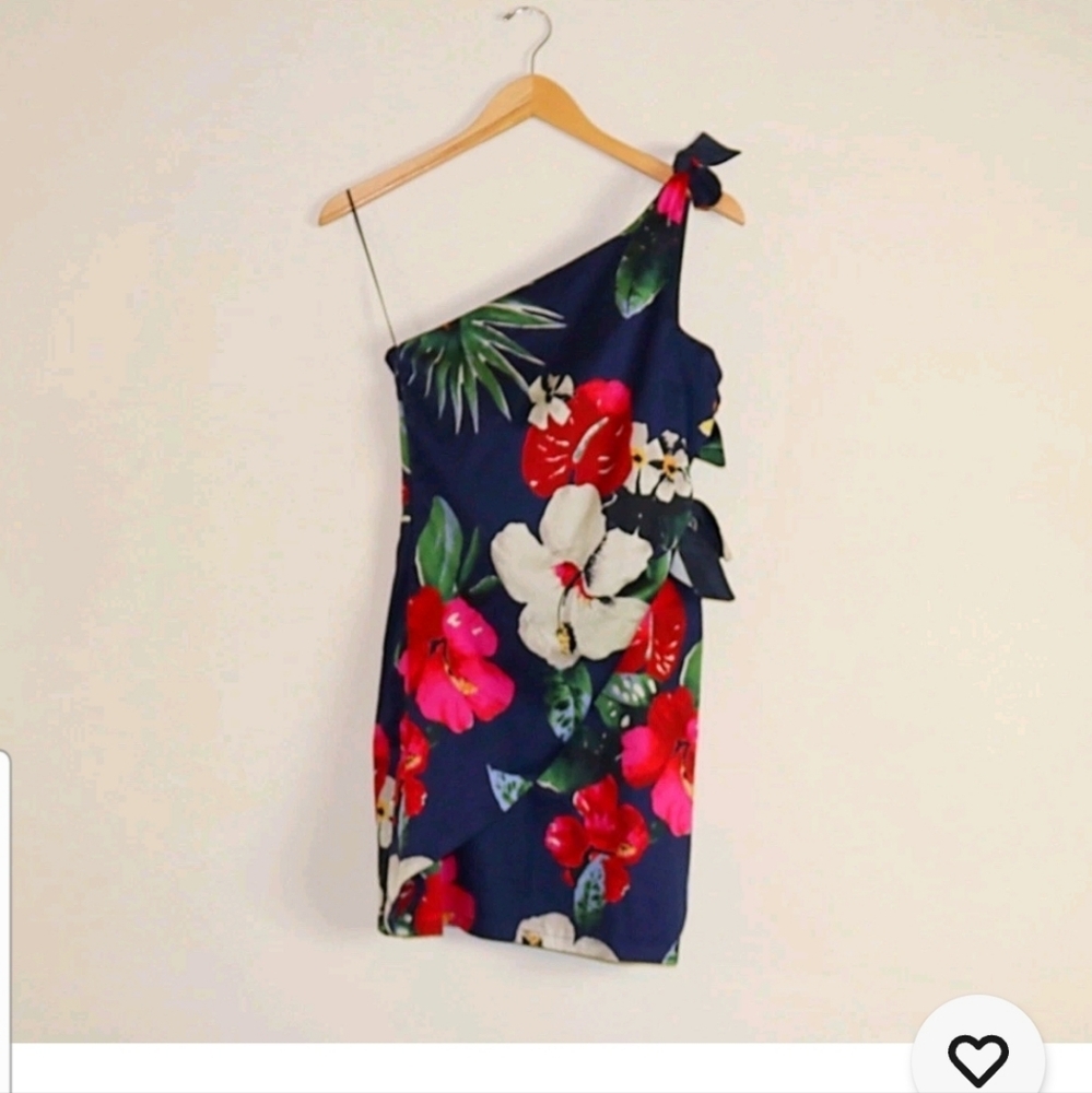 NWT! Zara Tropical Floral Side Tie One Shoulder Dress Size: M - Picture 6 of 13